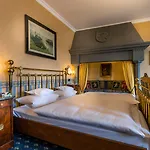 Burghotel Auf Schoenburg 4* أوبرفيزل