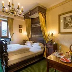 Burghotel Auf Schoenburg 4* أوبرفيزل