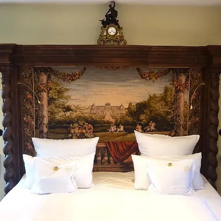 Burghotel Auf Schoenburg Hotell 4*