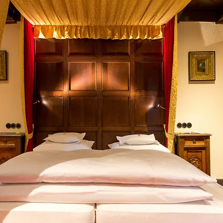 Hotell Burghotel Auf Schoenburg 4*