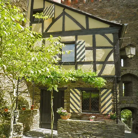 Burghotel Auf Schoenburg Hotell 4*