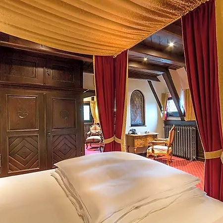 מלון Burghotel Auf Schoenburg אוברווסל
