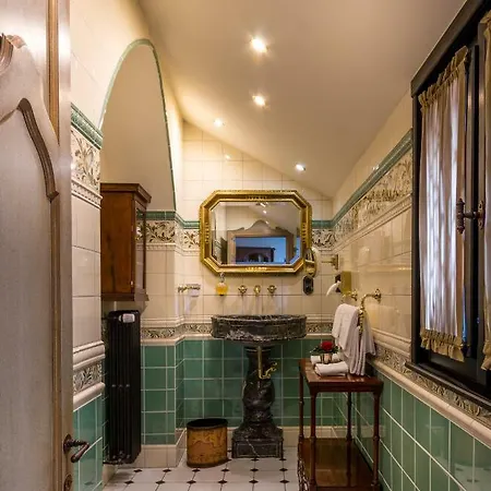 מלון Burghotel Auf Schoenburg