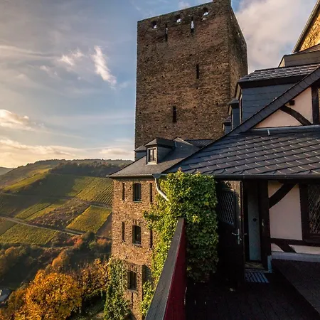 מלון Burghotel Auf Schoenburg