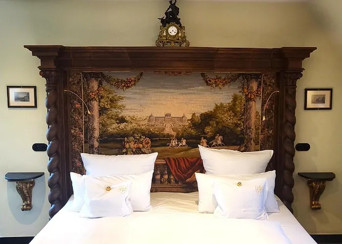 Burghotel Auf Schoenburg Otel 4*