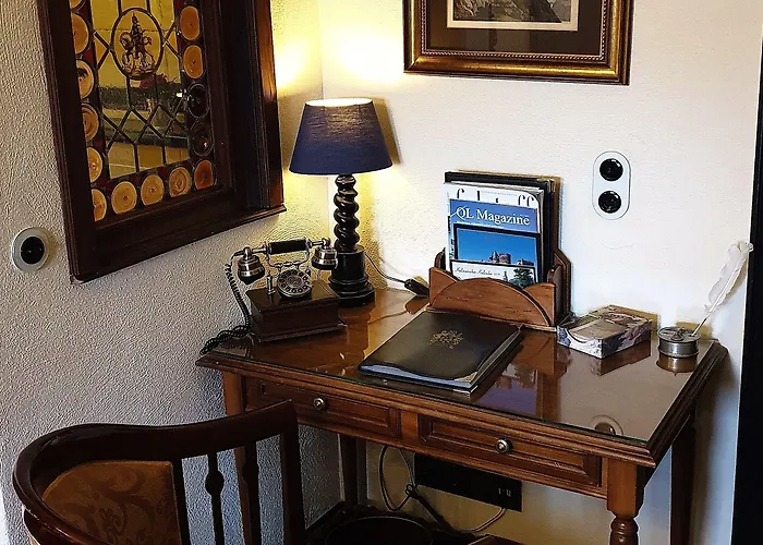 Burghotel Auf Schoenburg 4*